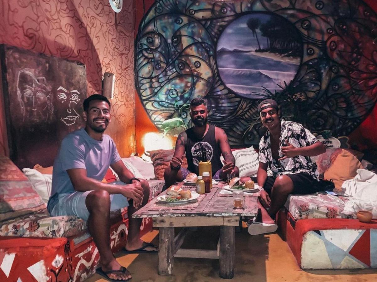 Mais Que Nada Itacare - Hostel, Bar & Breakfast Екстер'єр фото